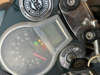 Royal Enfield Classic 350 Dual Channel BS6