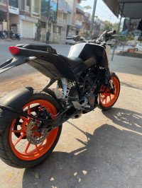 KTM Duke 125