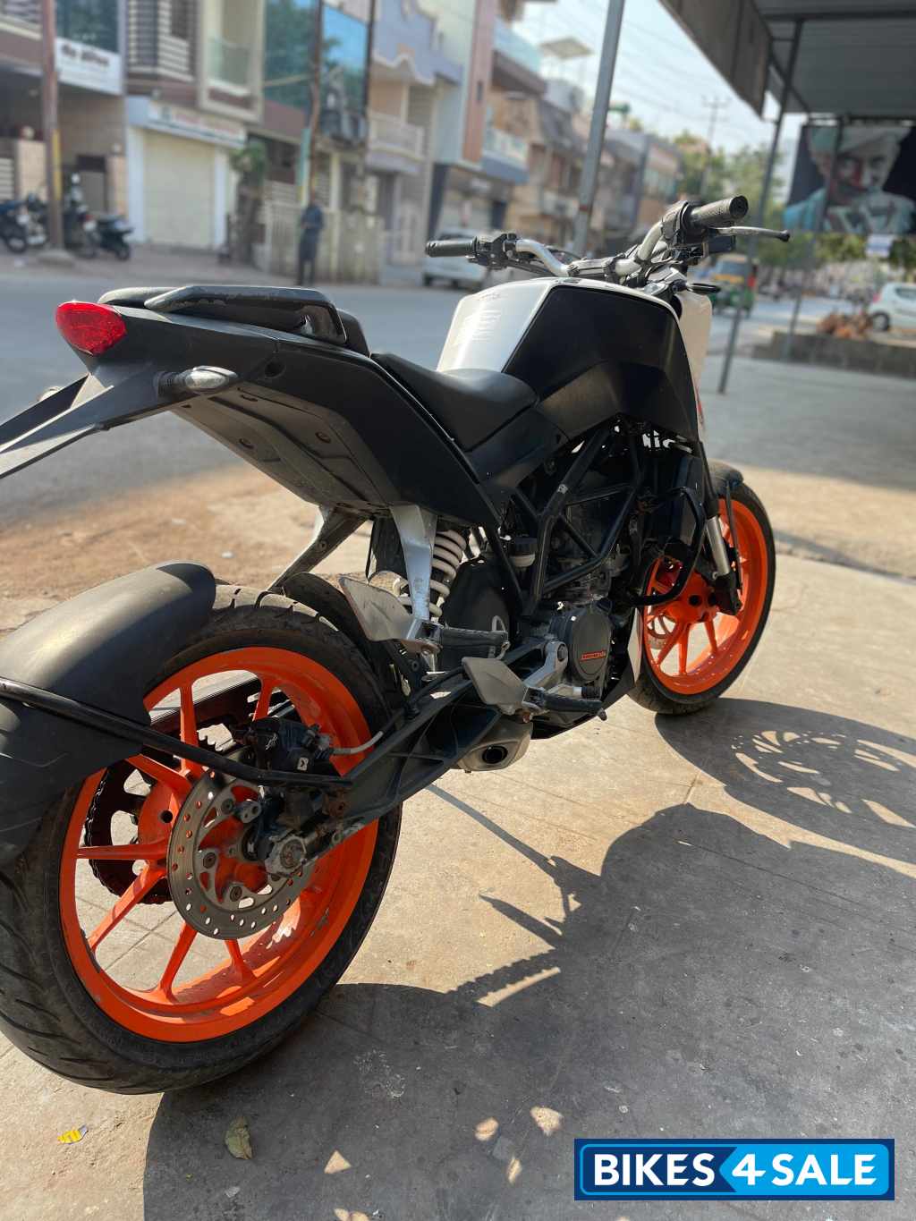 KTM Duke 125
