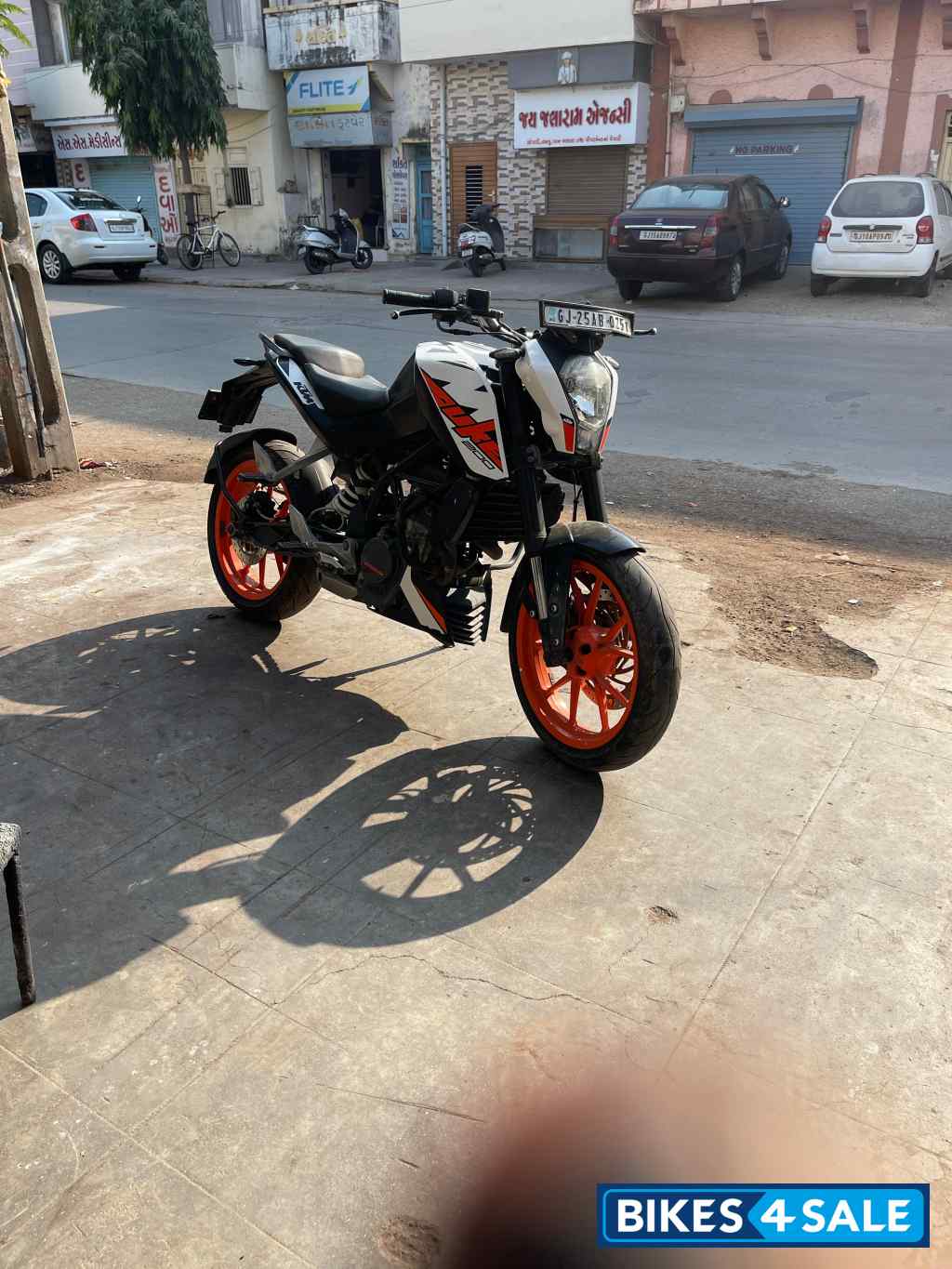 KTM Duke 125