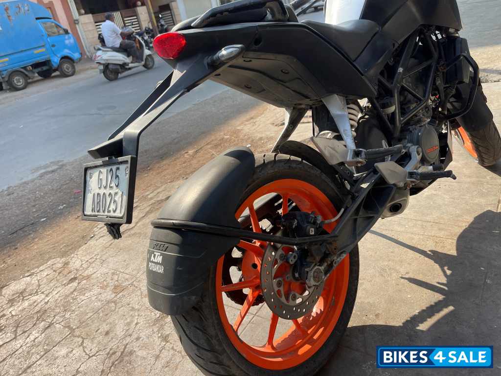 KTM Duke 125