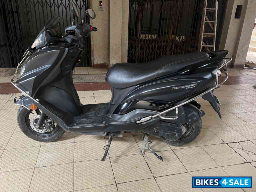 Suzuki Burgman Street Bluetooth Enabled