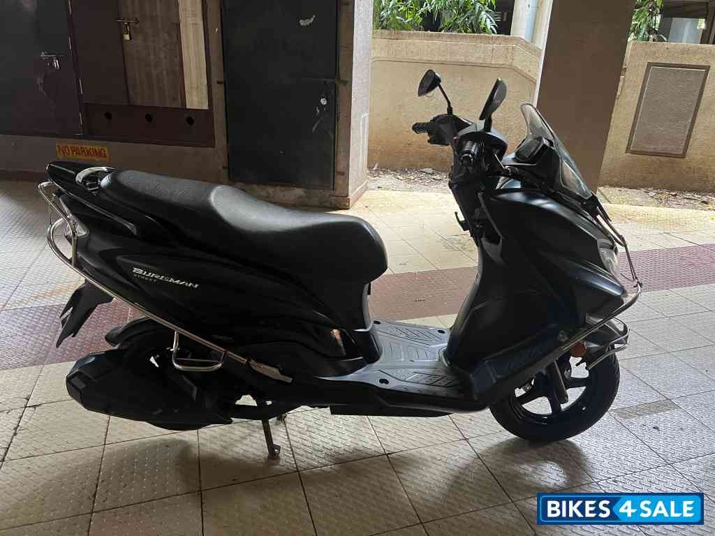 Suzuki Burgman Street Bluetooth Enabled