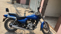Bajaj Avenger 220 DTS-i