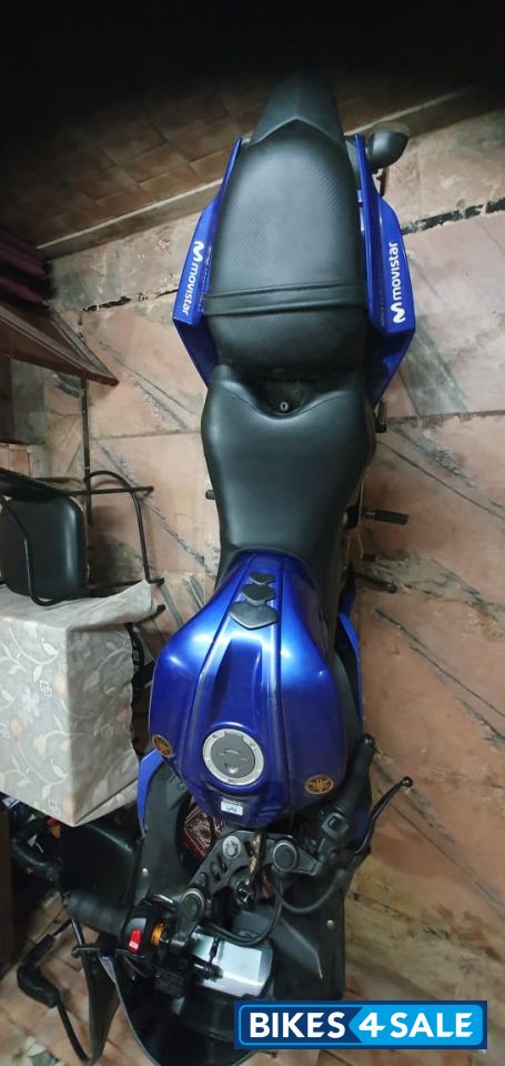 Blue Yamaha YZF R15 V2