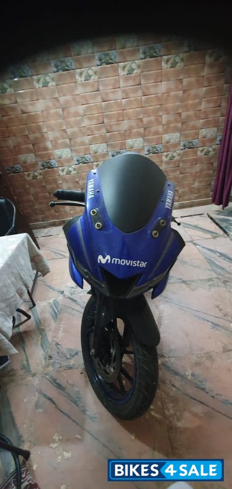 Blue Yamaha YZF R15 V2