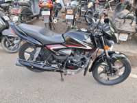 Black Honda Shine 125