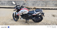 Purl White TVS Apache RTR 200 4V