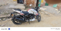Purl White TVS Apache RTR 200 4V