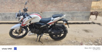 Purl White TVS Apache RTR 200 4V