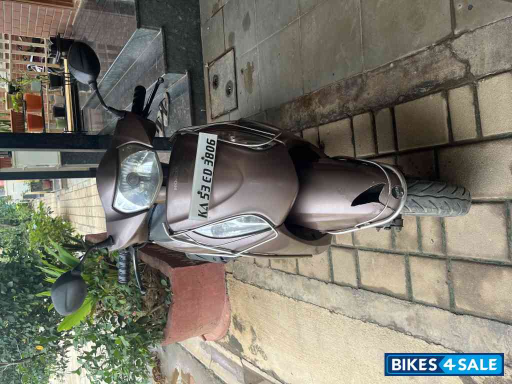 Honda Activa i