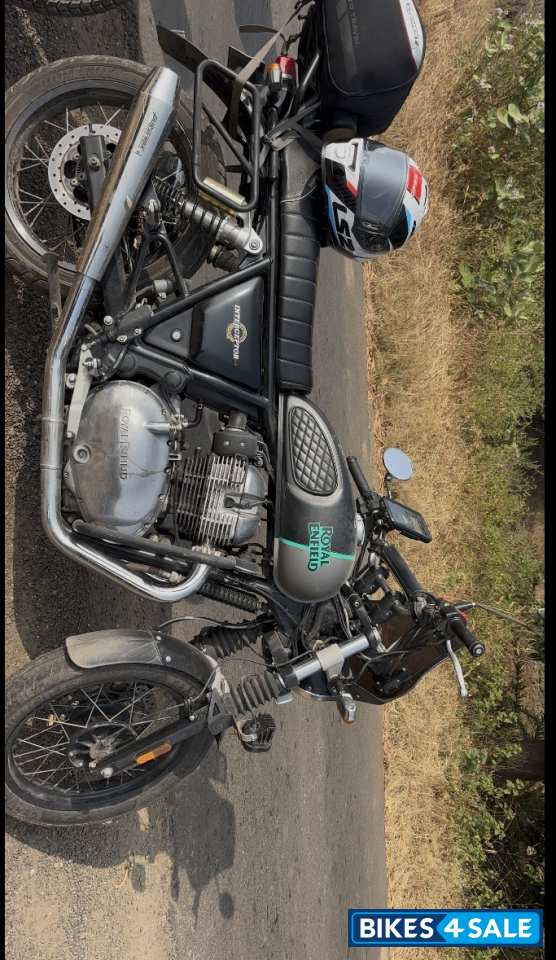 Matte Black (downtown Drag) Royal Enfield Interceptor 650 Twin