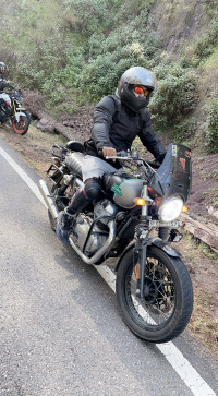 Matte Black (downtown Drag) Royal Enfield Interceptor 650 Twin