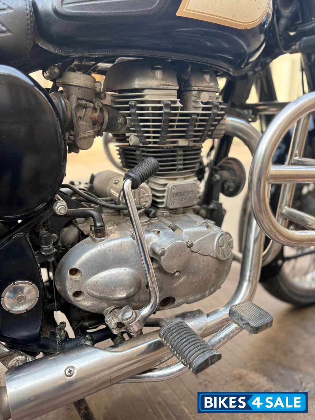 Black Royal Enfield Classic 350