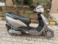 Hero Electric Optima HX