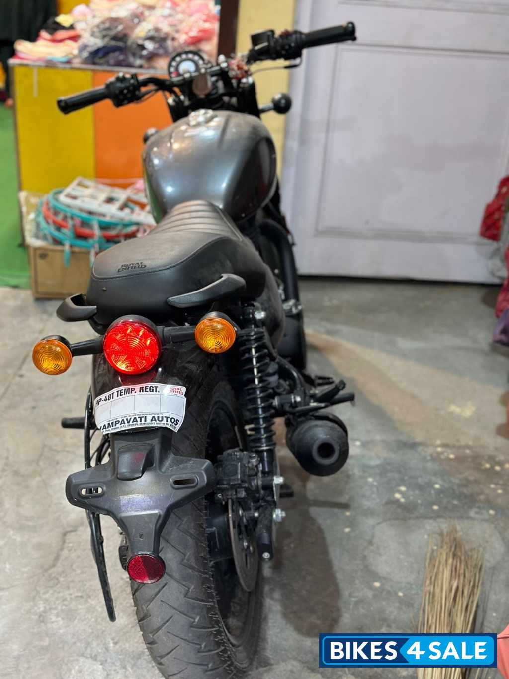 Royal Enfield Hunter 350 Metro