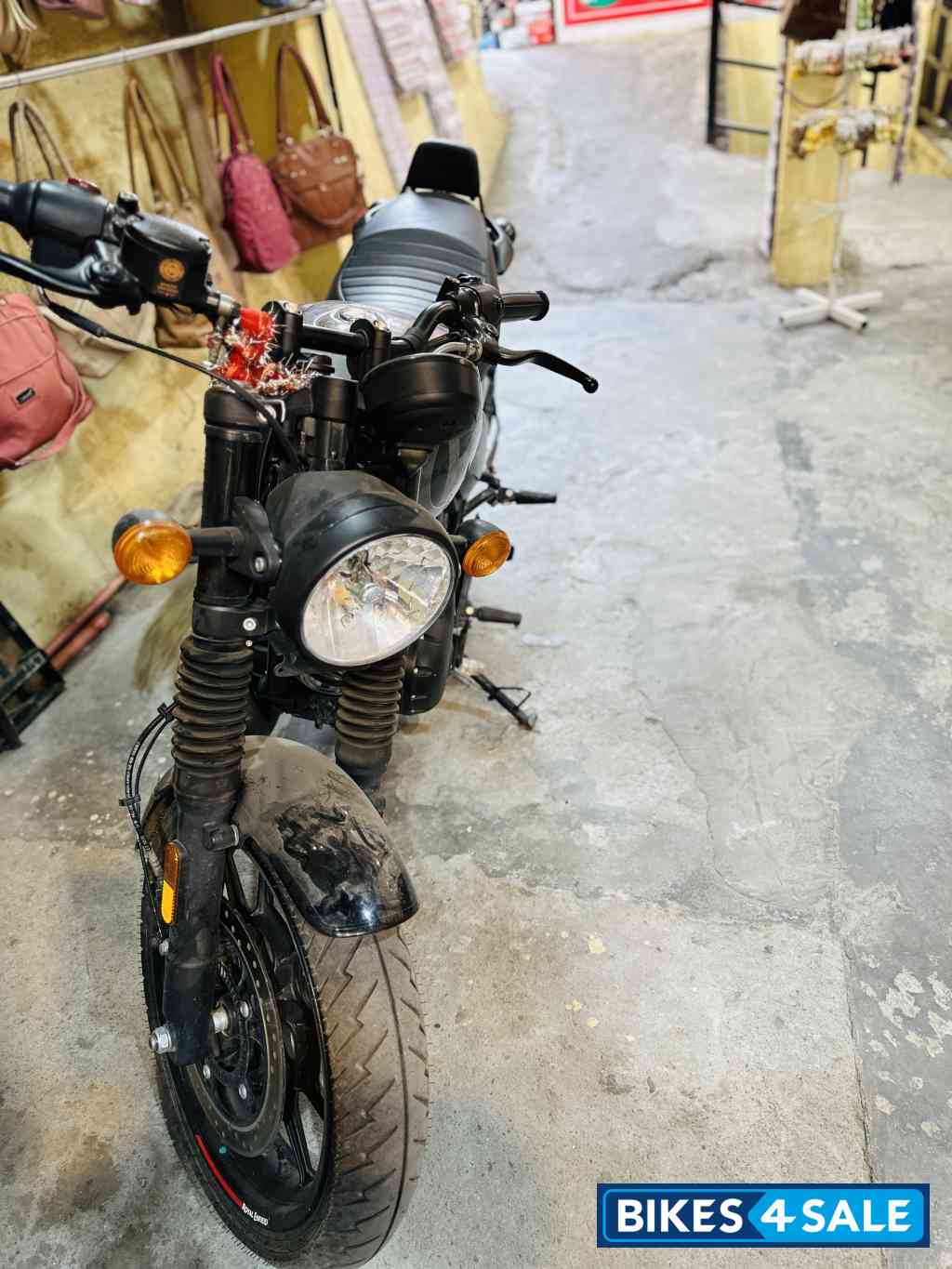 Royal Enfield Hunter 350 Metro