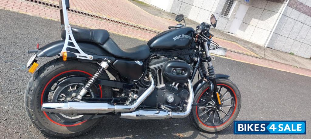 Harley Davidson Iron 883