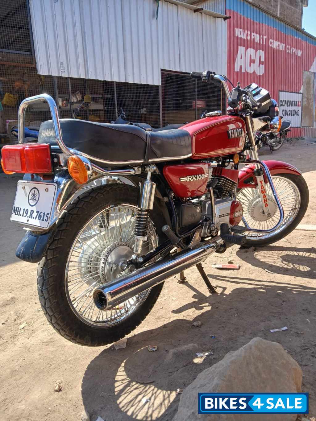 Yamaha RX 100