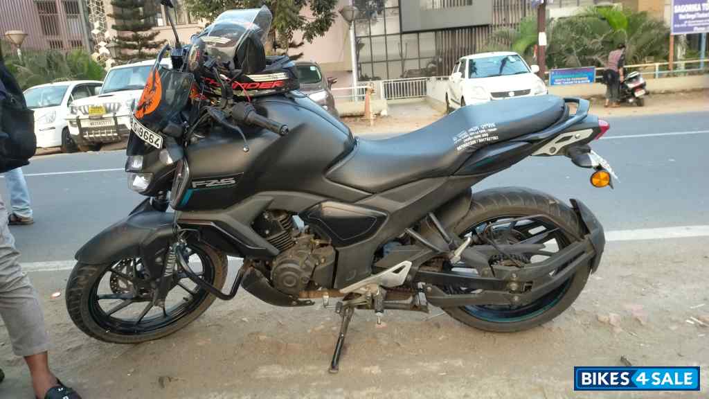 Yamaha FZ-S FI V3 BS6