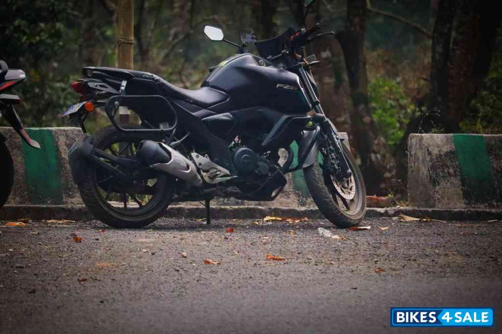 Yamaha FZ-S FI V3 BS6