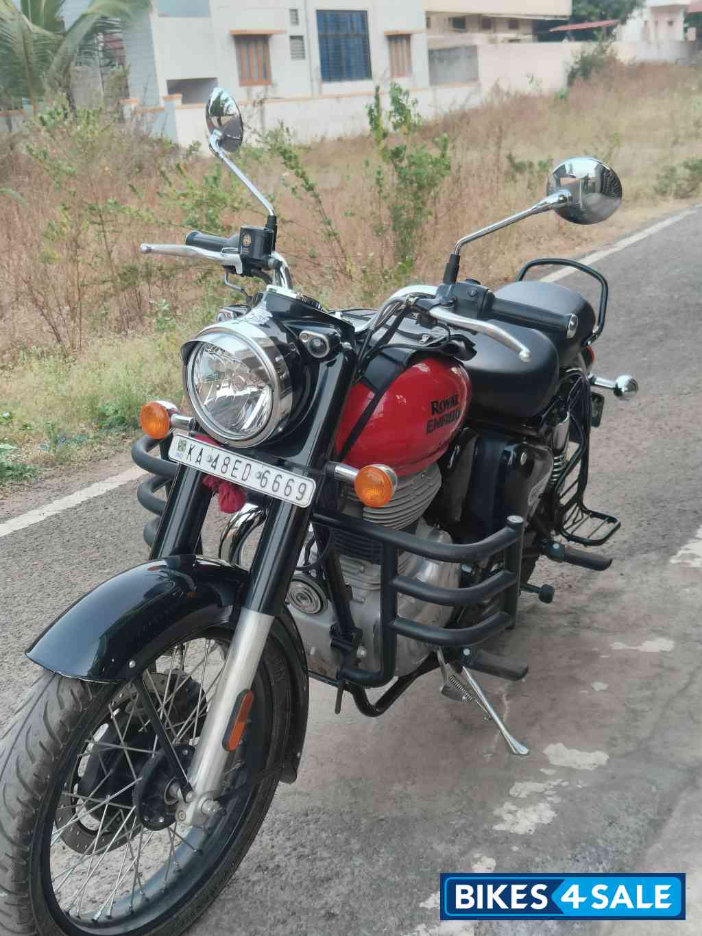 Royal Enfield Classic 350 Redditch Red