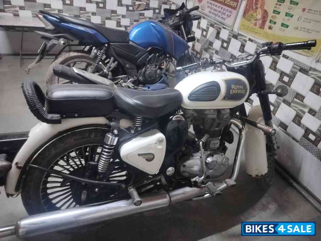 Royal Enfield Classic 350