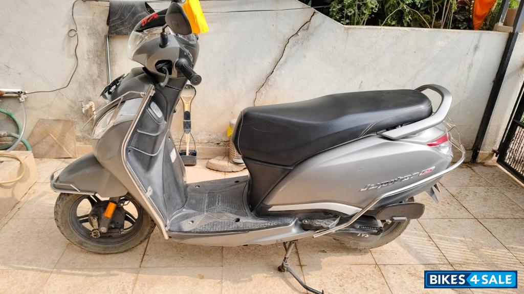 Grey TVS Jupiter 125
