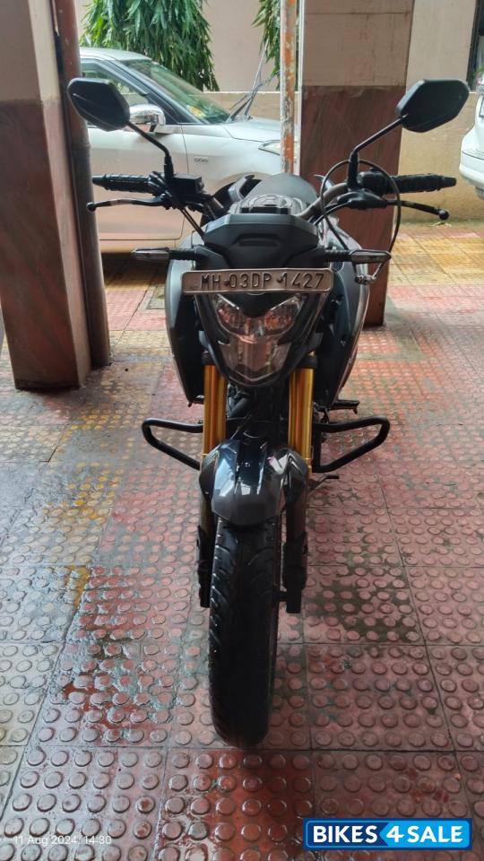 Pearl Igneous Black Honda Hornet 2.0