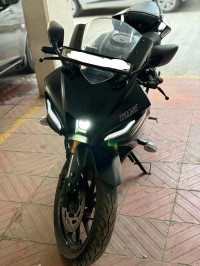 Yamaha R15 V4