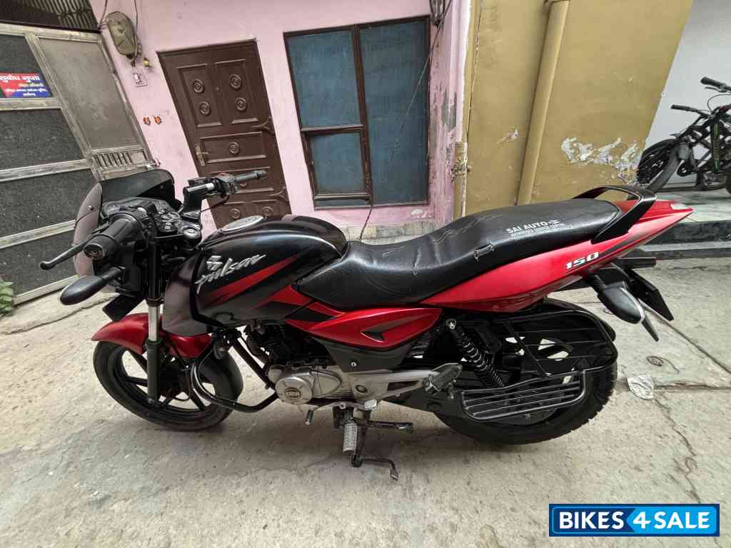 Bajaj Pulsar 150