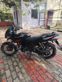 Bajaj Pulsar 125 Neon Disc Single Seat