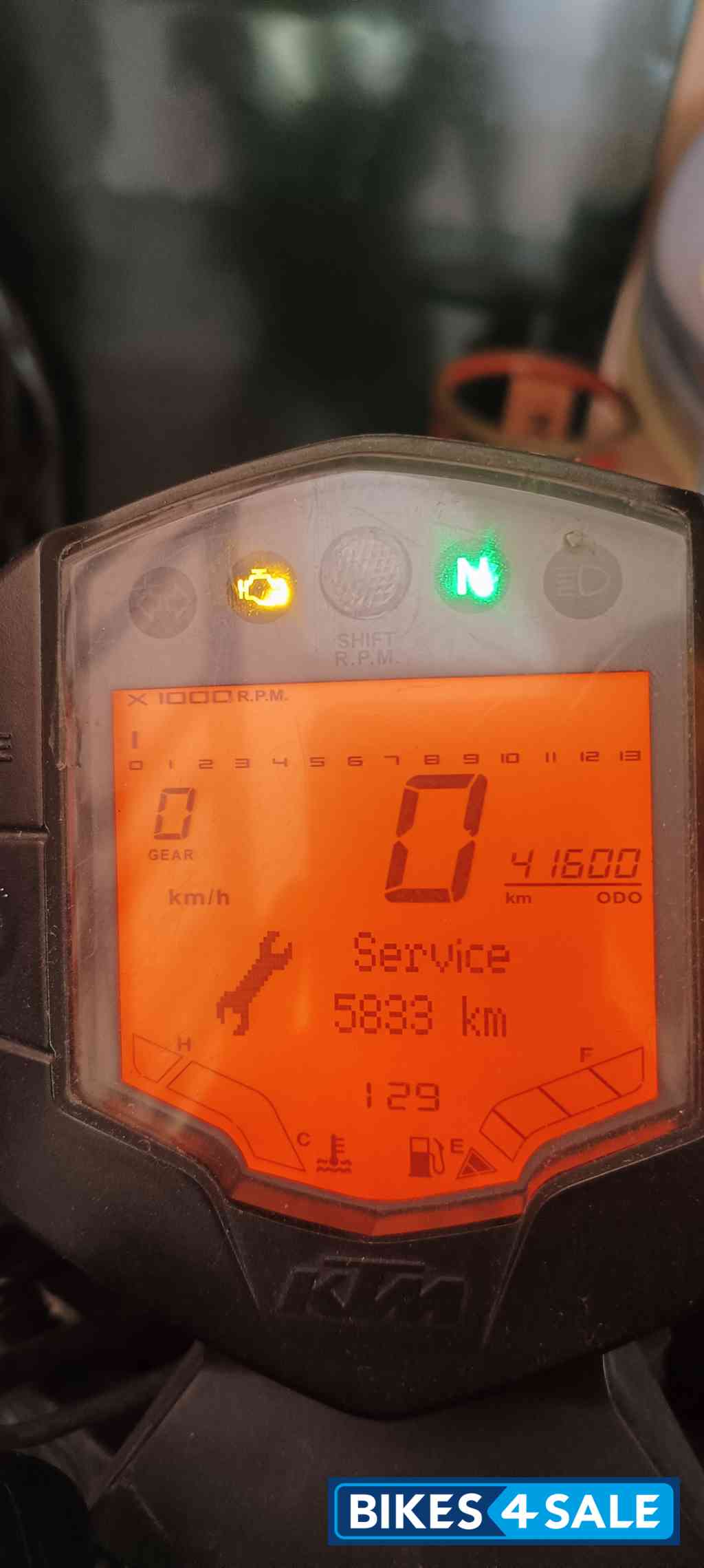 Electronic Orange KTM Duke 200