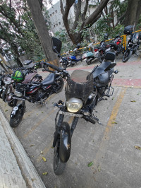 Black Bajaj Avenger Street 160