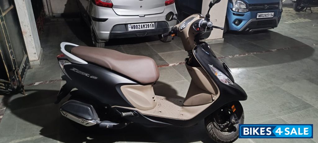 TVS Scooty Zest 110 BS6