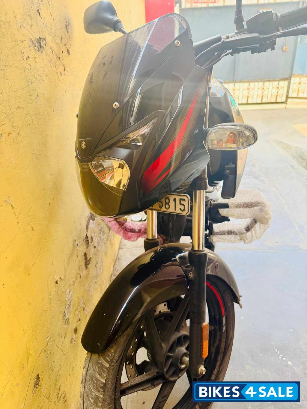 Bajaj Pulsar 150 BS6