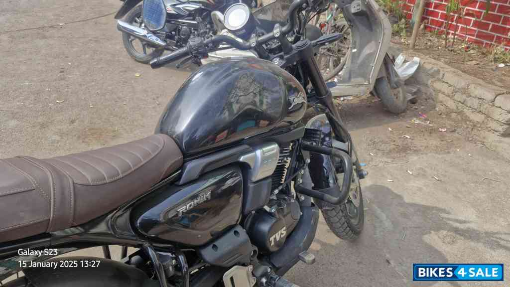 TVS Ronin SS