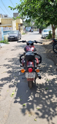 Royal Enfield Classic 350