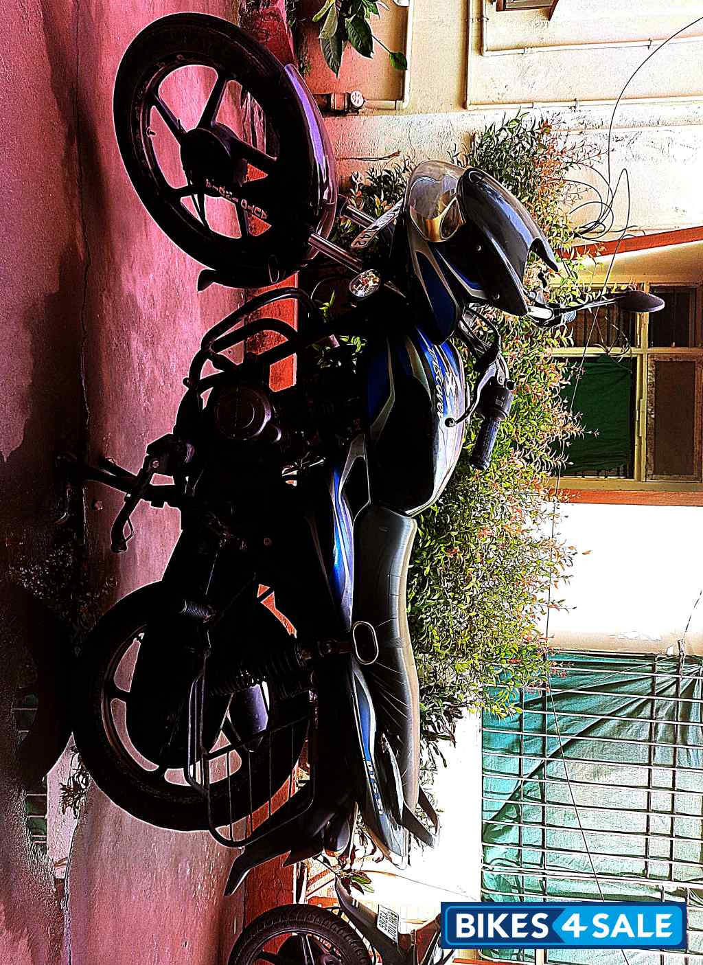 Bajaj Discover 100 DTS-Si