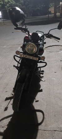 Black Bajaj Avenger Street 220