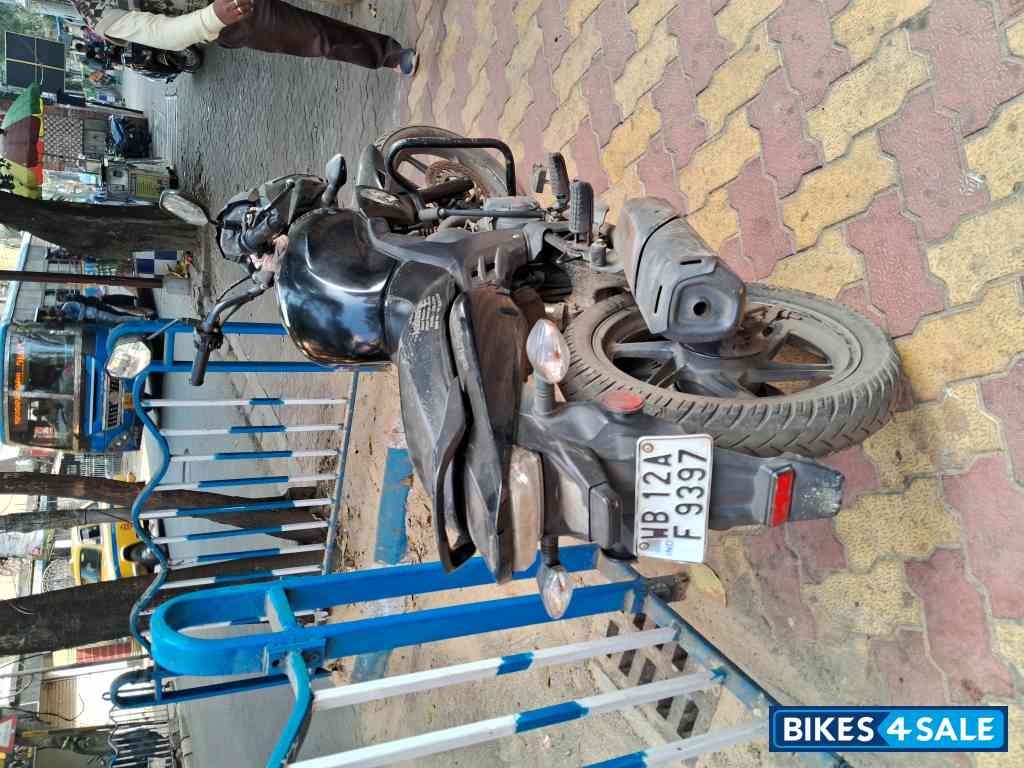 Black Honda CB Trigger