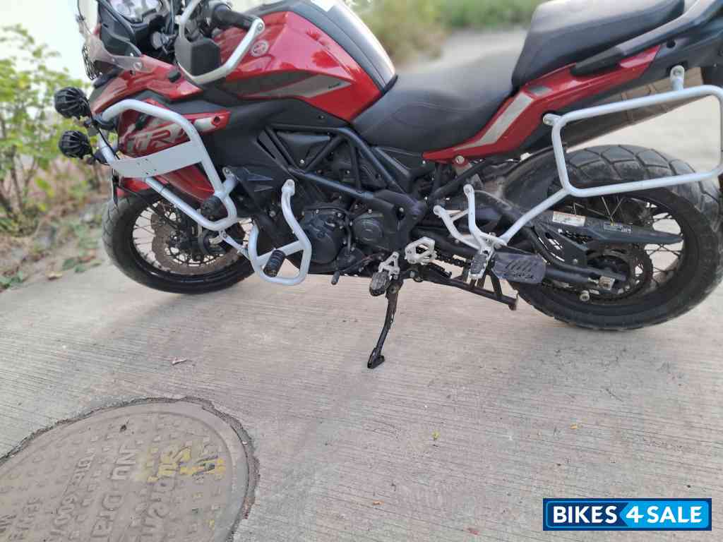 Benelli TRK 502X