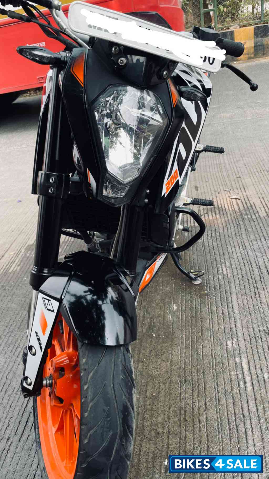 KTM Duke 200