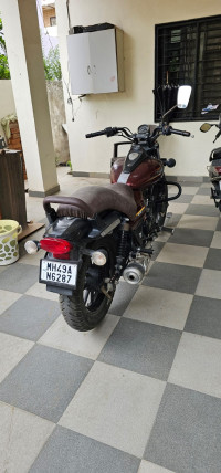 Maroon Bajaj Avenger Street 150