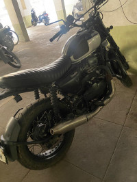 Yezdi Scrambler Dual Tone 2022 Model