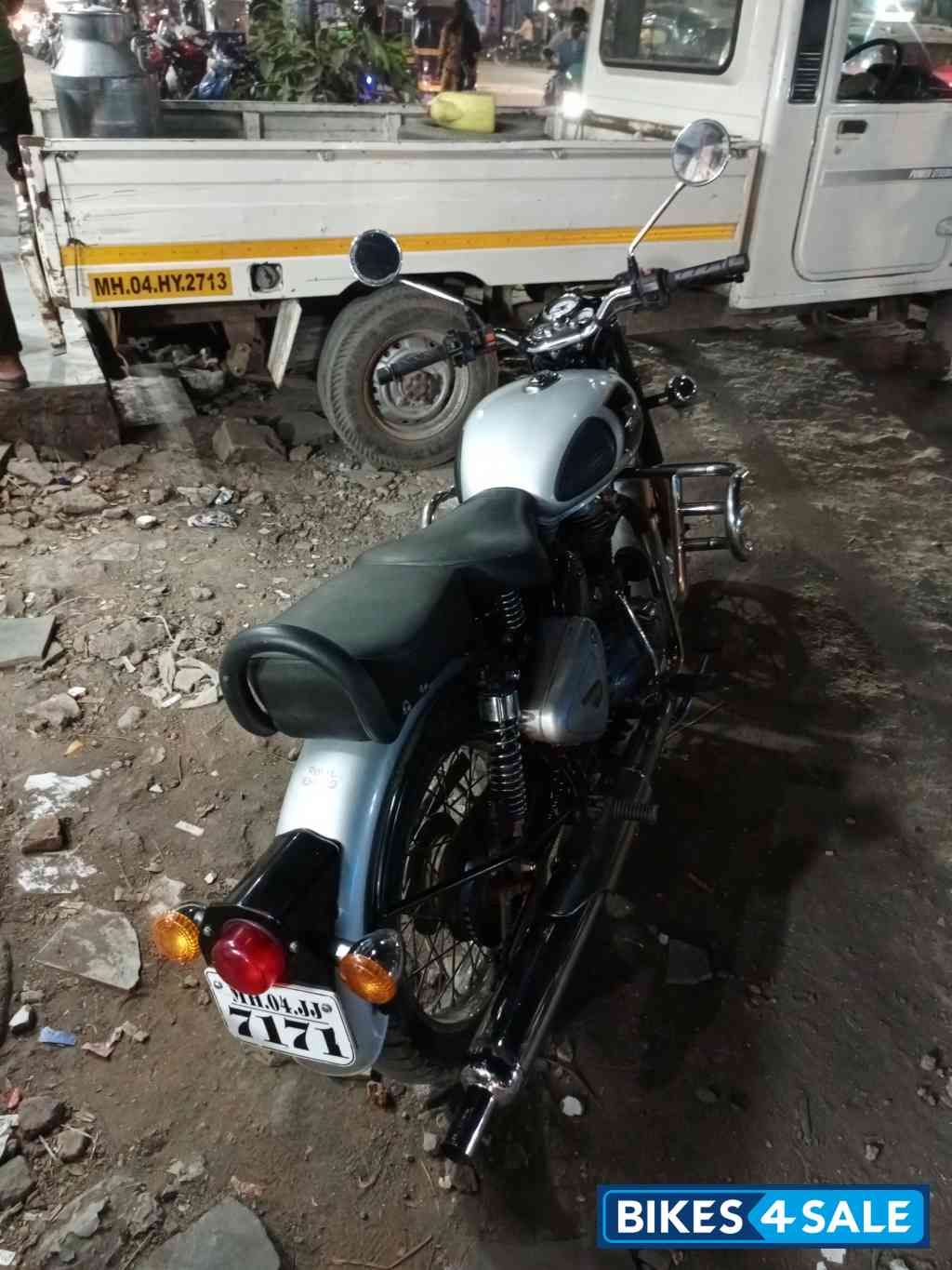 Royal Enfield Classic 350