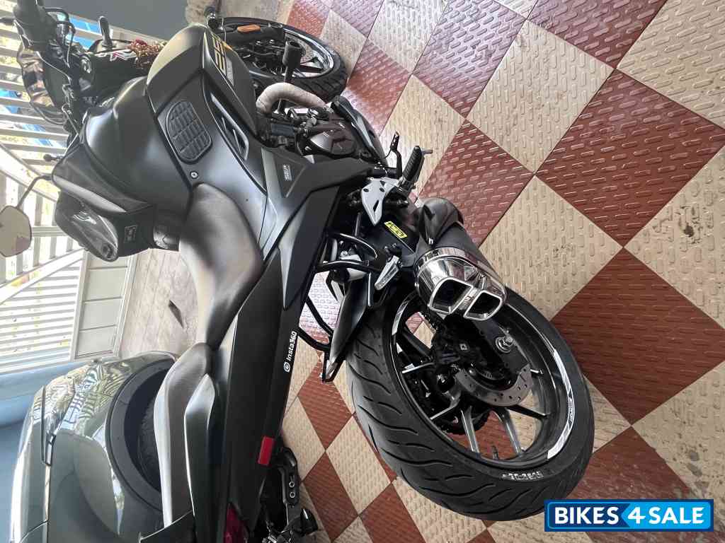 Matt Black Suzuki Gixxer 250 BS6
