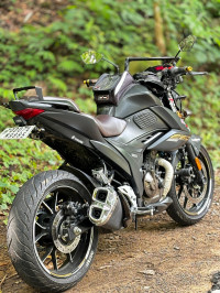 Matt Black Suzuki Gixxer 250 BS6