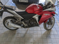 Red Honda CBR 250R