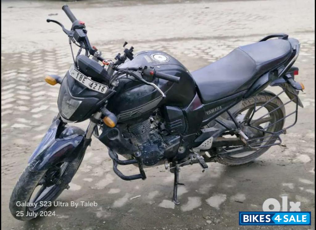 Yamaha FZ